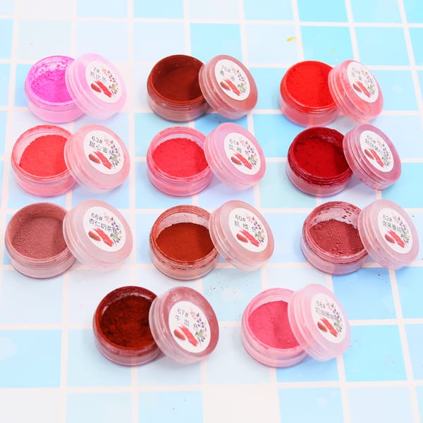 1g Per Bottle Russian Red Color Long Lasting Lip Gloss Pigment Mica Powder Lipstick Powder for Comestic Makeup