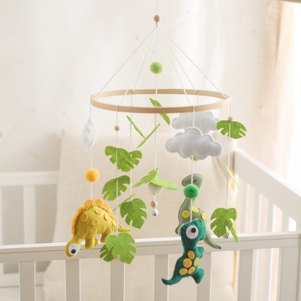 Baby Crib Mobile Bed Bell Wooden Rattles Toys Soft Felt Cartoon Dinosaur Forest Hanging Bed Bell Mobile Crib Bracket Baby Gifts